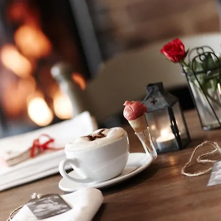 Cafe Del Maar 3*