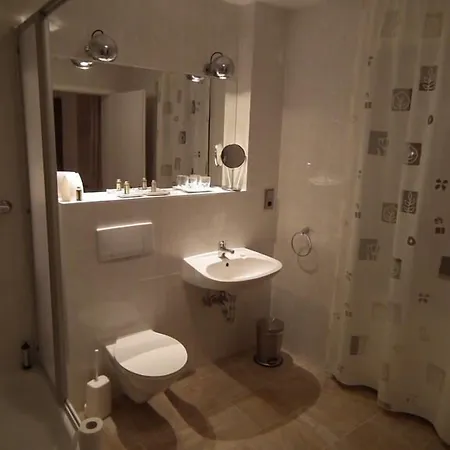 Cafe Del Maar Hotel 3*