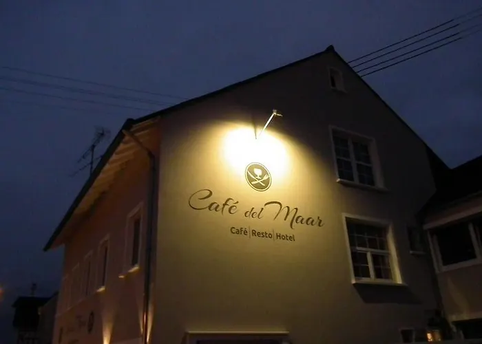 Cafe Del Maar 3*
